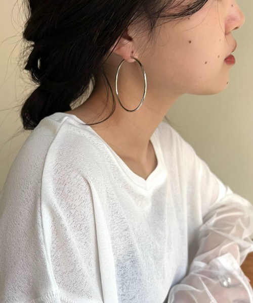 CIAOPANIC TYPY(チャオパニックティピー)の「【 lil/リル】メタルフープピアスM(ピアス(両耳用)・レディース・シルバー/ゴールド・ONE SIZE)」の1枚目の写真