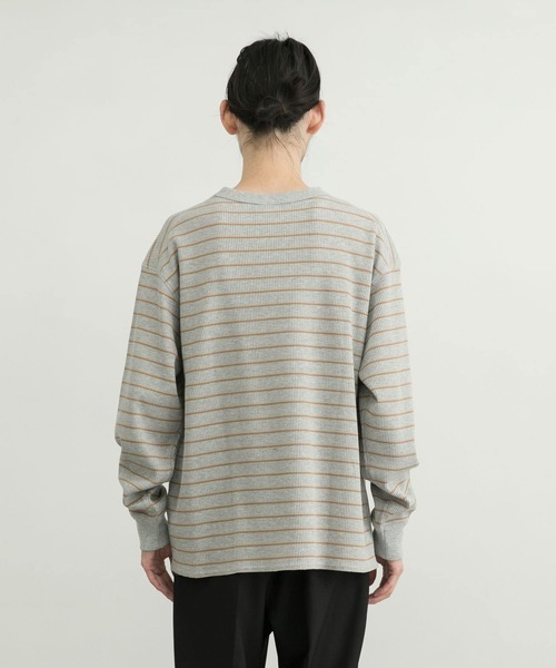 MILLER(ミラー)の「『別注』Miller×URBAN RESEARCH ワッフルボーダーT-SHIRTS(Tシャツ/カットソー・メンズ・ホワイト/グレー/ブルー系その他・LARGE/MEDIUM)」の9枚目の写真
