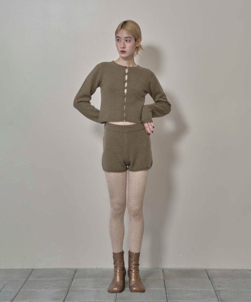 TODAYFUL(トゥデイフル)の「Square Short Boots(ブーツ・レディース・ゴールド/ブラック/ダークブラウン・36inch/38inch/37inch)」の18枚目の写真