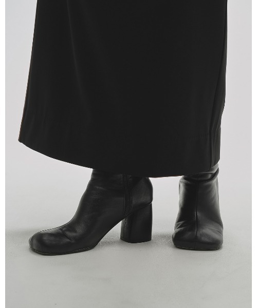 TODAYFUL(トゥデイフル)の「Square Short Boots(ブーツ・レディース・ゴールド/ブラック/ダークブラウン・36inch/38inch/37inch)」の11枚目の写真