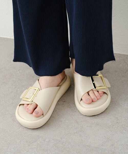 CIAOPANIC TYPY(チャオパニックティピー)の「バックルベルト厚底サンダル(サンダル・レディース・ブラウン/ブラック/アイボリー・SMALL/MEDIUM/LARGE)」の14枚目の写真