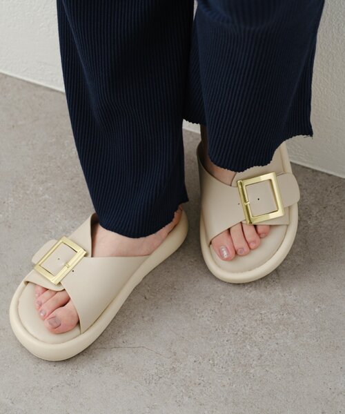 CIAOPANIC TYPY(チャオパニックティピー)の「バックルベルト厚底サンダル(サンダル・レディース・ブラウン/ブラック/アイボリー・SMALL/MEDIUM/LARGE)」の17枚目の写真