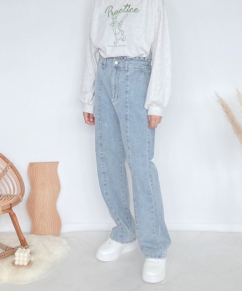 AS KNOW AS plus(アズノゥアズプラス)の「♪フラッシャー付 ハイウエストデニム セミワイドパンツ(デニムパンツ・レディース・ブラック/カーキ/アイボリー/ケミカルウォッシュ/ホワイト系/ブラック系/モカ/サックスブルー/ホワイト系その他/ブラック系その他/グリーン系その他/ブルー系1/ホワイト系1/ピンク/アイボリー系・FREE)」の13枚目の写真