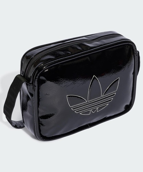adidas(アディダス)の「アディカラー プレミアム エアライナーバッグ / アディダスオリジナルス adidas Originals(ショルダーバッグ・レディース・ブラック・FREE)」の3枚目の写真