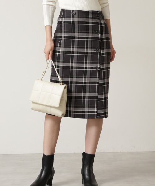 NATURAL BEAUTY BASIC(ナチュラルビューティーベーシック)の「リバーシブルチェックスカート(スカート・レディース・ベージュ系その他/グレー系その他・SMALL/MEDIUM/X-SMALL)」の2枚目の写真