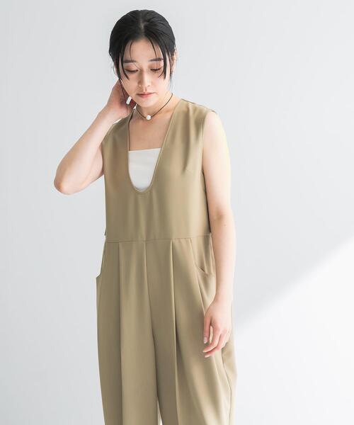 URBAN RESEARCH(アーバンリサーチ)の「Uネックタックオールインワン(サロペット/オーバーオール・レディース・チャコールグレー/ベージュ・FREE)」の15枚目の写真