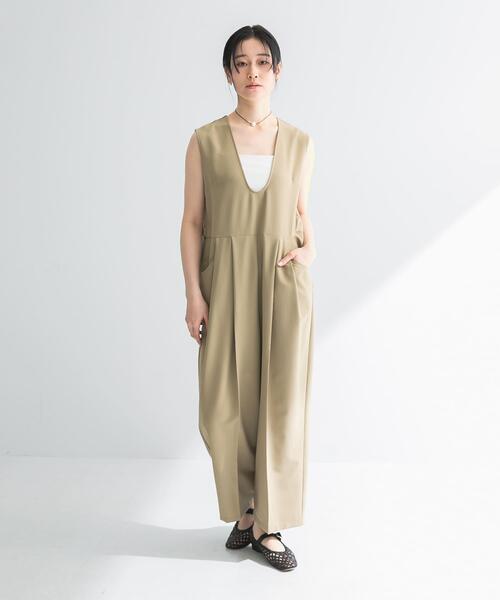 URBAN RESEARCH(アーバンリサーチ)の「Uネックタックオールインワン(サロペット/オーバーオール・レディース・チャコールグレー/ベージュ・FREE)」の19枚目の写真