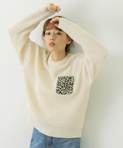 URBAN RESEARCH Sonny Label(アーバンリサーチサニーレーベル)の「ハリスツイードポケットニットプルオーバー(Tシャツ/カットソー・レディース・ネイビー/オフホワイト/ライトグレー/ブラウン・FREE)」の2枚目の写真