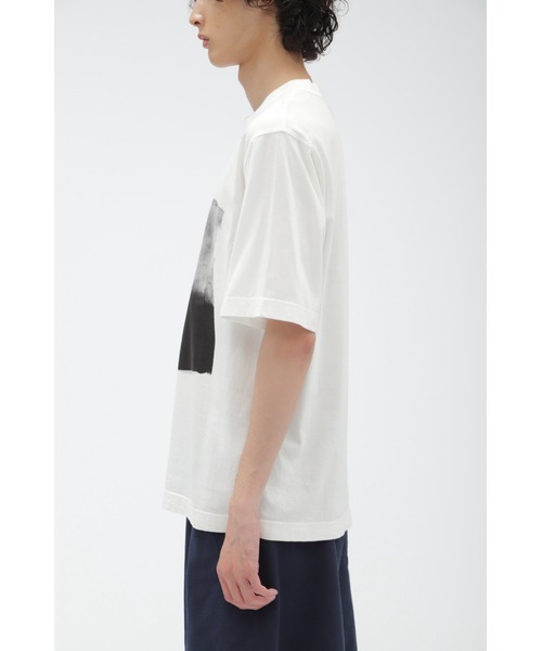 MHL.(エムエイチエル)の「LIGHT COTTON JERSEY(Tシャツ/カットソー・メンズ・ホワイト・LARGE/MEDIUM)」の6枚目の写真