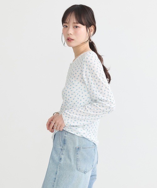 earth music&ecology(アースミュージックアンドエコロジー)の「【WEB限定/新色追加】アイレットジャカードタイトプルオーバー(Tシャツ/カットソー・レディース・グレー/ピンク/イエロー系その他/ブルー・FREE)」の11枚目の写真