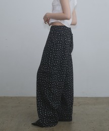 FEKETE | floral cargo pants / 小花柄ワイドカーゴパンツ(カーゴパンツ)