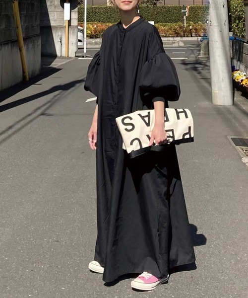 CORNERS(コーナーズ)の「CORNERS by KR ボリュームスリーブストライプシャツワンピース(ワンピース・レディース・ネイビー/グリーン/サックスブルー/ベージュ/ブラック/ホワイト/ダークブラック/ダークネイビー・M/L)」の1枚目の写真
