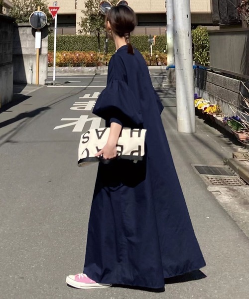 CORNERS(コーナーズ)の「CORNERS by KR ボリュームスリーブストライプシャツワンピース(ワンピース・レディース・ネイビー/グリーン/サックスブルー/ベージュ/ブラック/ホワイト/ダークブラック/ダークネイビー・M/L)」の11枚目の写真