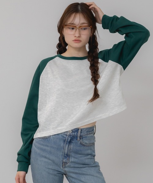 HEILIS(ヘイリス)の「【新色追加】クロップド丈ラグランスリーブロングTシャツ / グレー ネイビー グリーン ラグラン コンパクト クロップド 秋服 冬服 春服 ノームコア ショート丈 インナー 韓国 長袖 ロンT スウェット レイヤード(Tシャツ/カットソー・レディース・グリーン/ネイビー/グレー・FREE)」の7枚目の写真