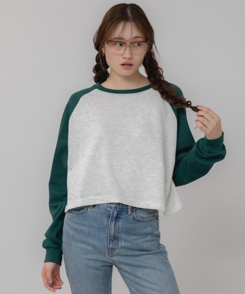 HEILIS(ヘイリス)の「【新色追加】クロップド丈ラグランスリーブロングTシャツ / グレー ネイビー グリーン ラグラン コンパクト クロップド 秋服 冬服 春服 ノームコア ショート丈 インナー 韓国 長袖 ロンT スウェット レイヤード(Tシャツ/カットソー・レディース・グリーン/ネイビー/グレー・FREE)」の8枚目の写真