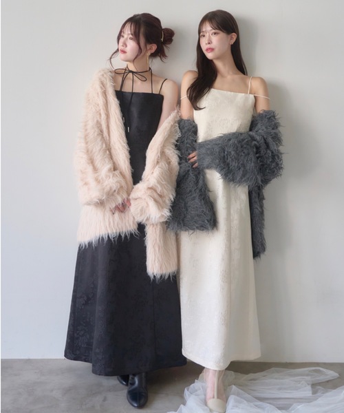 mellowneon(メロウネオン)の「ジャガードダブルストラップキャミワンピース(ワンピース・レディース・ブラック/アイボリー/グレー・SMALL/MEDIUM)」の2枚目の写真