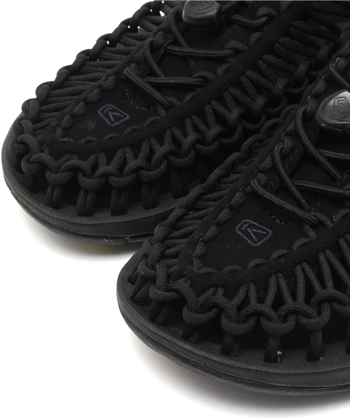 KEEN(キーン)の「UNEEK / ユニーク/ レディース スニーカーサンダル(サンダル・レディース・ブラック/ホワイト/ベージュ・24.5cm/23cm/24cm/25cm/23.5cm/22.5㎝/26cm/25.5cm/26.5cm/22.5cm/27cm)」の7枚目の写真
