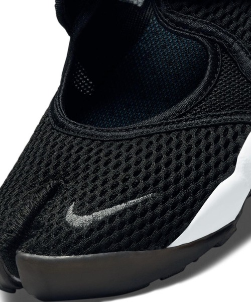 NIKE(ナイキ)の「WMNS AIR RIFT BR 848386-001(サンダル・レディース・ブラック・22.0cm/23.0cm/24.0cm/25.0cm/26.0cm/27.0cm/28.0cm/29.0cm)」の4枚目の写真