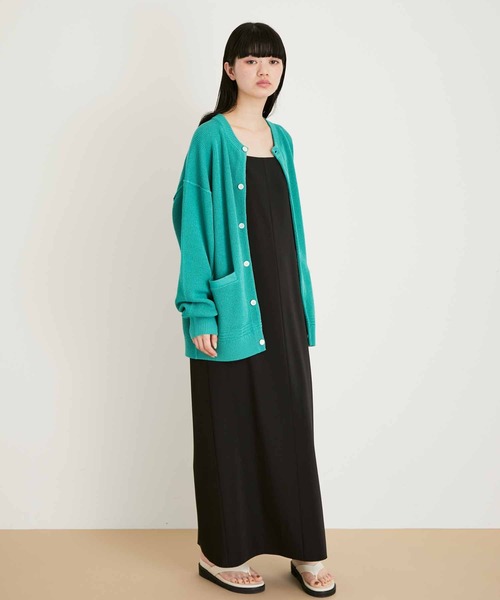 ADAM ET ROPE'(アダムエロペ)の「エクストラドライタッチ ビッグシルエット クルーネックカーディガン(カーディガン/ボレロ・メンズ・ブラック/ベージュ系その他/グリーン/イエロー系その他・M/L)」の11枚目の写真