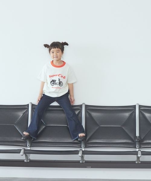 LOWRYS FARM(ローリーズファーム)の「デニムフレアパンツ 904952(デニムパンツ・キッズ・ワンウォッシュ/ケミカルウォッシュ・110cm/120cm/130cm/140cm/150cm)」の17枚目の写真