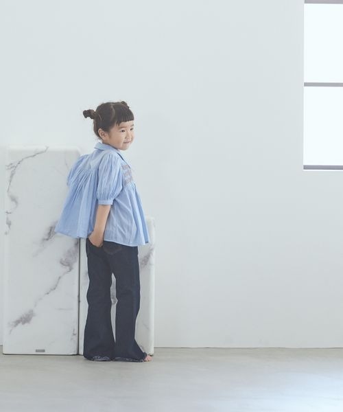 LOWRYS FARM(ローリーズファーム)の「デニムフレアパンツ 904952(デニムパンツ・キッズ・ワンウォッシュ/ケミカルウォッシュ・110cm/120cm/130cm/140cm/150cm)」の11枚目の写真