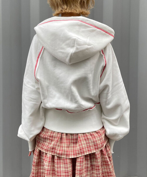 CIAOPANIC(チャオパニック)の「CPロゴフリルショートジップパーカー(パーカー・レディース・ネイビー/ホワイト/グレー・ONE SIZE)」の16枚目の写真