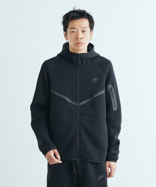 NIKE(ナイキ)の「《セットアップ対応商品》ナイキ テック メンズ フルジップ ウィンドランナー パーカー / Nike Tech Men's Full-Zip Windrunner Hoodie HV0950-010 Black(パーカー・メンズ・ブラック・S/2XL/L/M/XL)」の1枚目の写真