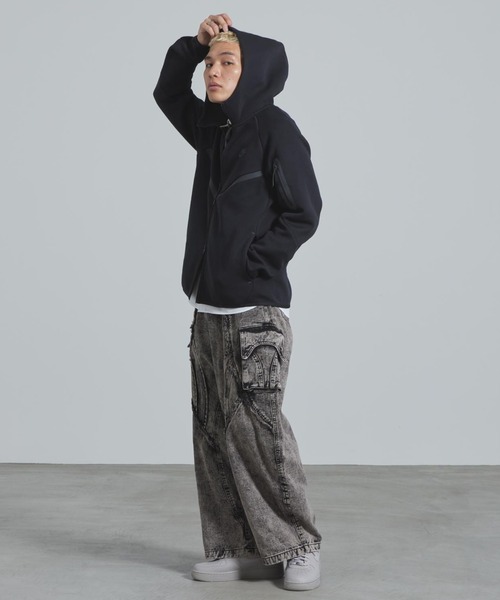 NIKE(ナイキ)の「《セットアップ対応商品》ナイキ テック メンズ フルジップ ウィンドランナー パーカー / Nike Tech Men's Full-Zip Windrunner Hoodie HV0950-010 Black(パーカー・メンズ・ブラック・S/2XL/L/M/XL)」の12枚目の写真