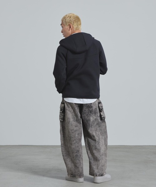 NIKE(ナイキ)の「《セットアップ対応商品》ナイキ テック メンズ フルジップ ウィンドランナー パーカー / Nike Tech Men's Full-Zip Windrunner Hoodie HV0950-010 Black(パーカー・メンズ・ブラック・S/2XL/L/M/XL)」の13枚目の写真