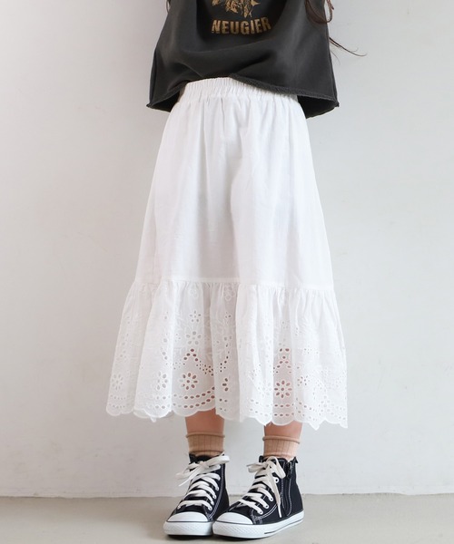 coca(coca)(コカ)の「キッズ 親子お揃いコットンフラワー柄刺繍スカート(スカート・キッズ・ホワイト・100/110/120/130/140)」の1枚目の写真