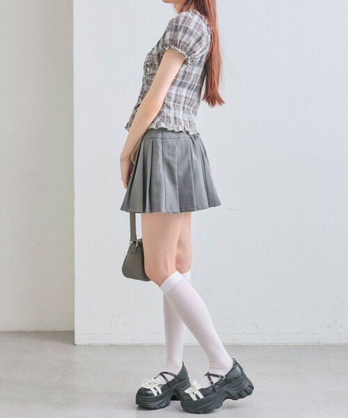 OLIVE des OLIVE(オリーブデオリーブ)の「ダブルベルトプリーツスカート(スカート・レディース・チャコールグレー/ブラック/ネイビー/キャメル・FREE)」の11枚目の写真