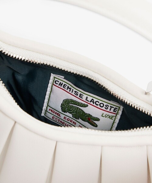 LACOSTE(ラコステ)の「ランラン レザープリーツトートミニバッグ(ハンドバッグ・レディース・ホワイト・FREE)」の4枚目の写真