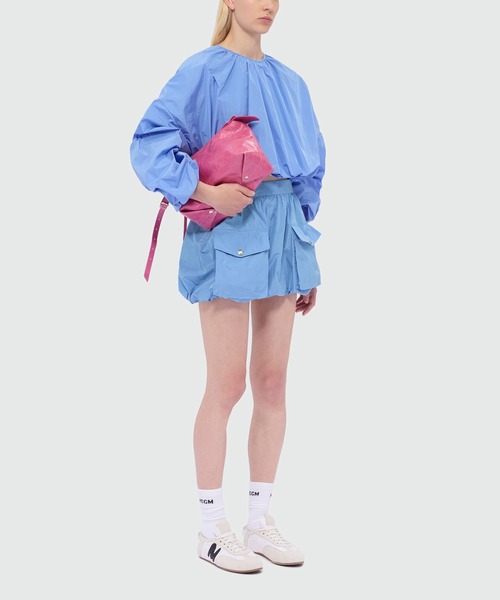 MSGM(エムエスジーエム)の「タフタ バルーンミニスカート(スカート・レディース・ブラック/ライトブルー・42/40)」の3枚目の写真