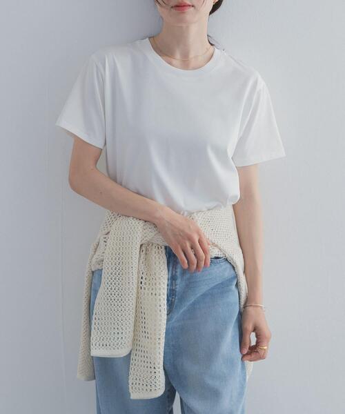 URBAN RESEARCH DOORS(アーバンリサーチドアーズ)の「『UR TECH』汗染み防止ベーシックTシャツ(Tシャツ/カットソー・レディース・ブラウン/チャコールグレー/ホワイト系その他/オフホワイト・FREE)」の2枚目の写真