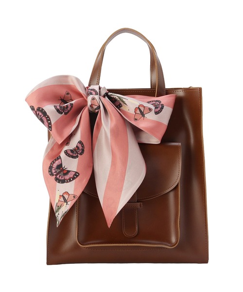 FURLA(フルラ)の「シルクリバーシブルナロースカーフ ”FURLAモノグラム / ボタニカル”(バンダナ/スカーフ・レディース・パープル/ピンク/ライトグリーン/オレンジ系その他/ライラック/イエロー・FREE)」の8枚目の写真