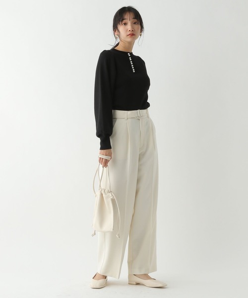 A part by(アパートバイ)の「ベルトツキタックストレートパンツ(その他パンツ・レディース・ブラック/アイボリー・MEDIUM/LARGE)」の5枚目の写真