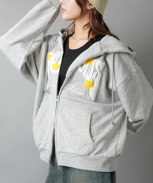 SPINNS(スピンズ)の「立体ロゴが主役★ストリートWジップフーディ/サガラ刺繍スター(パーカー・レディース・ブラック/杢グレー/オートミール/レッド・ONESIZE)」の8枚目の写真