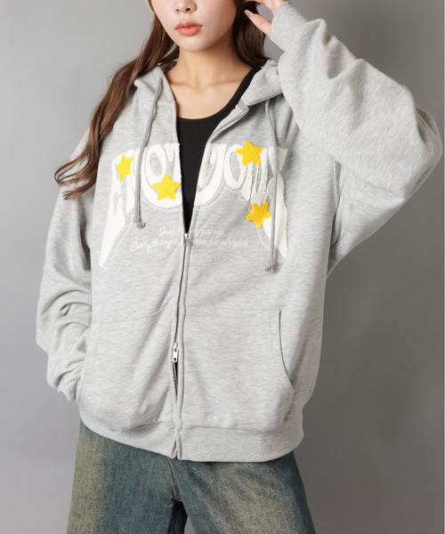 SPINNS(スピンズ)の「立体ロゴが主役★ストリートWジップフーディ/サガラ刺繍スター(パーカー・レディース・ブラック/杢グレー/オートミール/レッド・ONESIZE)」の7枚目の写真