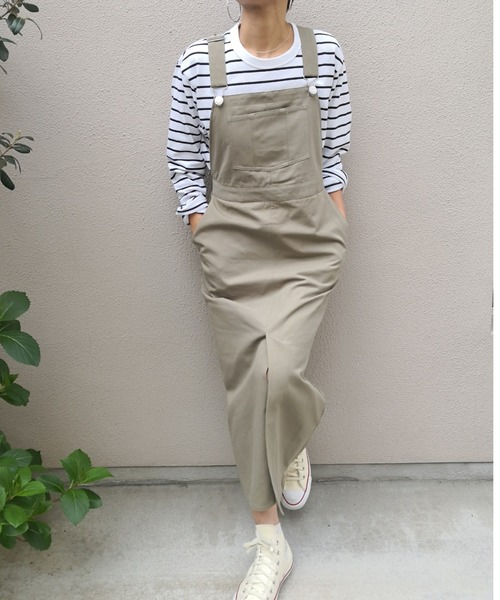 ulu(ウル)の「Chino Jumper skirt(ジャンパースカート・レディース・ベージュ/カーキ/アイボリー・FREE)」の1枚目の写真