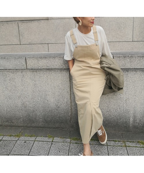 ulu(ウル)の「Chino Jumper skirt(ジャンパースカート・レディース・ベージュ/カーキ/アイボリー・FREE)」の15枚目の写真