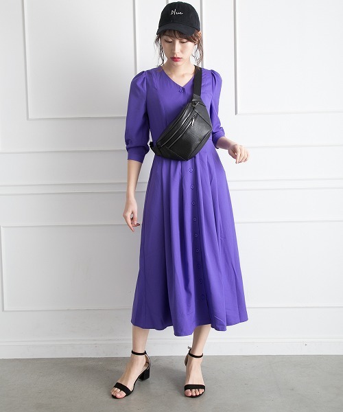 Libby&Rose(リビーアンドローズ)の「七分袖パワショルダーワンピース(ワンピース・レディース・マスタード/ピンクベージュ/パープル/ミント/グレイッシュベージュ・FREE)」の4枚目の写真