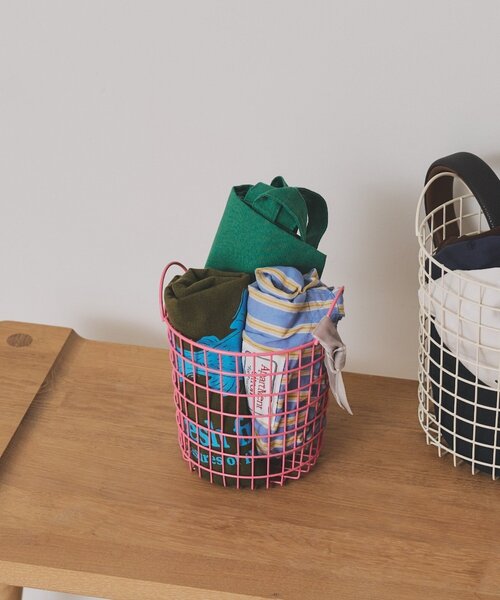 SAHIR(サヒール)の「【SAHIR サヒール】Wire basket ワイヤーバスケット S(インテリア雑貨・レディース・ピンク/グリーン・0)」の2枚目の写真