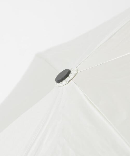 URBAN RESEARCH(アーバンリサーチ)の「晴雨兼用コンパクトアンブレラ(長傘・レディース・チェック/アイボリー/シルバー・-)」の21枚目の写真
