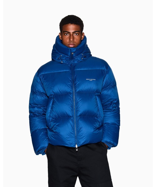 ARMANI EXCHANGE(アルマーニエクスチェンジ)の「【A|X アルマーニ エクスチェンジ】リサイクルナイロン カラーダウンジャケット(ダウンジャケット/コート・メンズ・ダークネイビー/レッド/ブルー/スモークグレー・LARGE/MEDIUM/SMALL/X-SMALL/X-LARGE)」の1枚目の写真