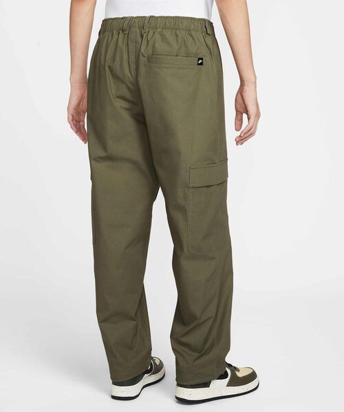 NIKE(ナイキ)の「ナイキ スポーツウェア クラブ メンズ ウーブン カーゴ パンツ / Nike Sportswear Club Men's Woven Cargo Pants HV1434-222 Medium Olive(カーゴパンツ・メンズ・オリーブ・2XL/L/M/S/XL)」の7枚目の写真