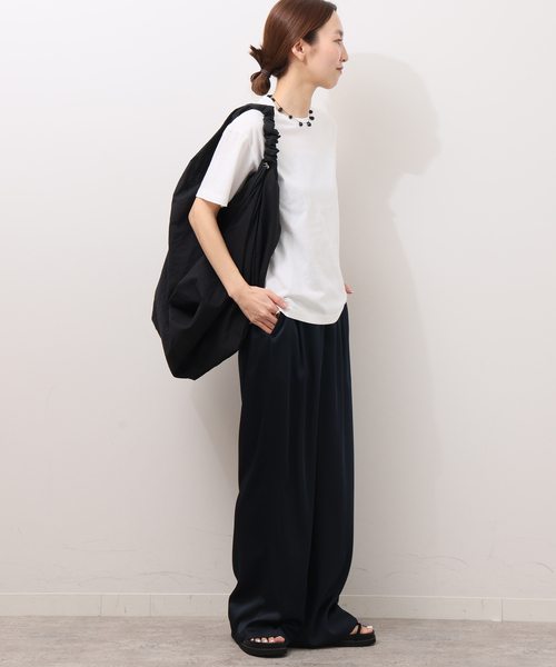 HANES(ヘインズ)の「【Hanes × relume】別注 ウォッシュドコットン クルーネックTシャツ<2枚セット>(Tシャツ/カットソー・レディース・ブラック/ベージュ・FREE)」の3枚目の写真