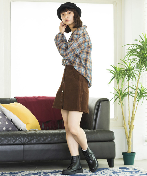 WEGO(ウィゴー)の「WEGO/6ホールブーツ(ブーツ・レディース・ブラック/ブラック系その他・MEDIUM/LARGE/SMALL)」の5枚目の写真