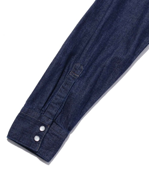 Levi's(リーバイス)の「Levi's/リーバイス BARSTOW ウエスタンシャツ STANDARD RED CAST RINSE(シャツ/ブラウス・メンズ・ダークインディゴブルー・S/M/L/XL)」の5枚目の写真