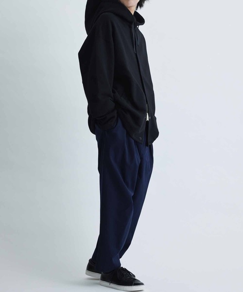 ADAM ET ROPE'(アダムエロペ)の「【WEB限定】ビック ルーズ スウェット マリンパーカー / スナップ フーディー / ユニセックス(カーディガン/ボレロ・メンズ・ブラック/キナリ・L/M)」の6枚目の写真