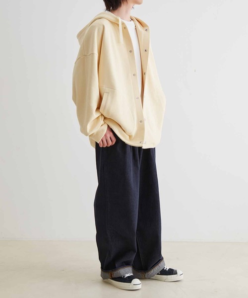 ADAM ET ROPE'(アダムエロペ)の「【WEB限定】ビック ルーズ スウェット マリンパーカー / スナップ フーディー / ユニセックス(カーディガン/ボレロ・メンズ・ブラック/キナリ・L/M)」の13枚目の写真